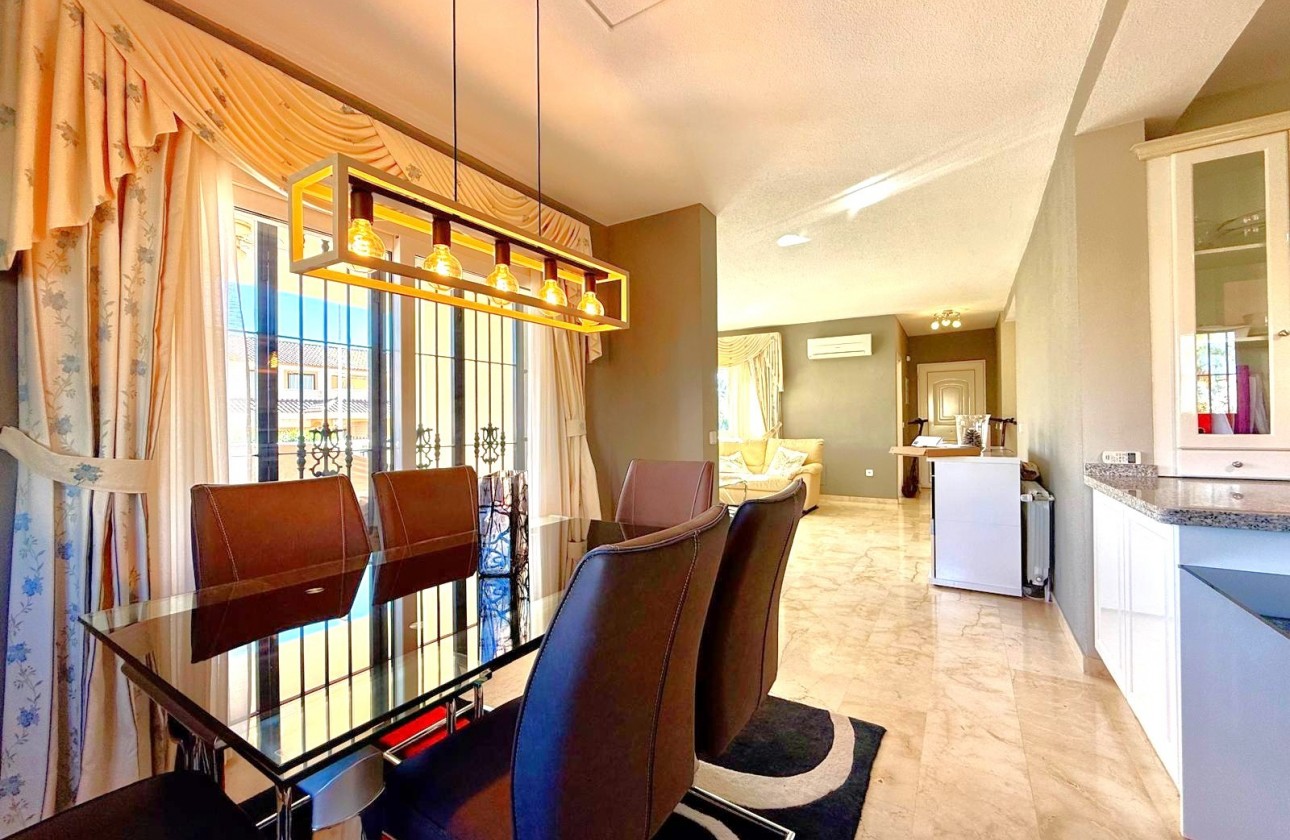 Reventa - Chalet - Orihuela Costa - Los Dolses