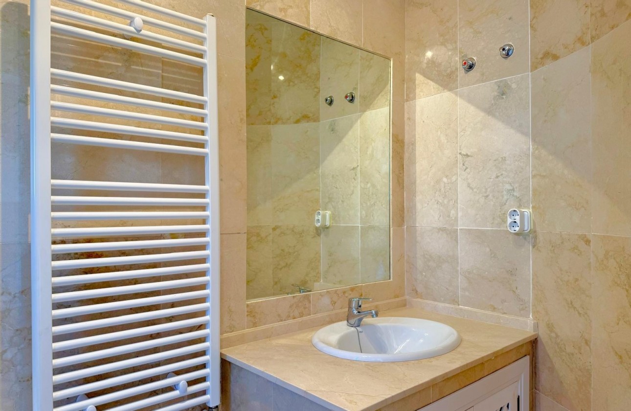 Reventa - Chalet - Orihuela Costa - Los Dolses