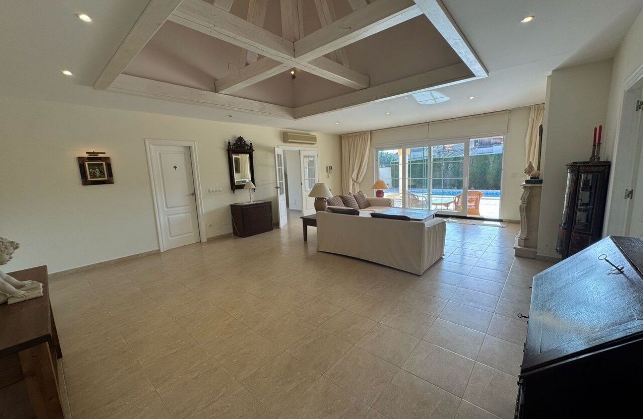 Återförsäljning -  - Play Flamenca