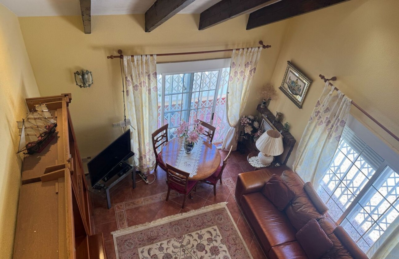 Reventa - Chalet - Play Flamenca