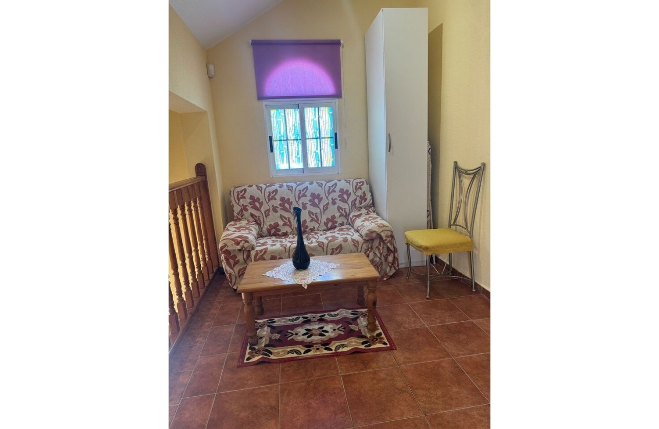 Reventa - Chalet - Play Flamenca