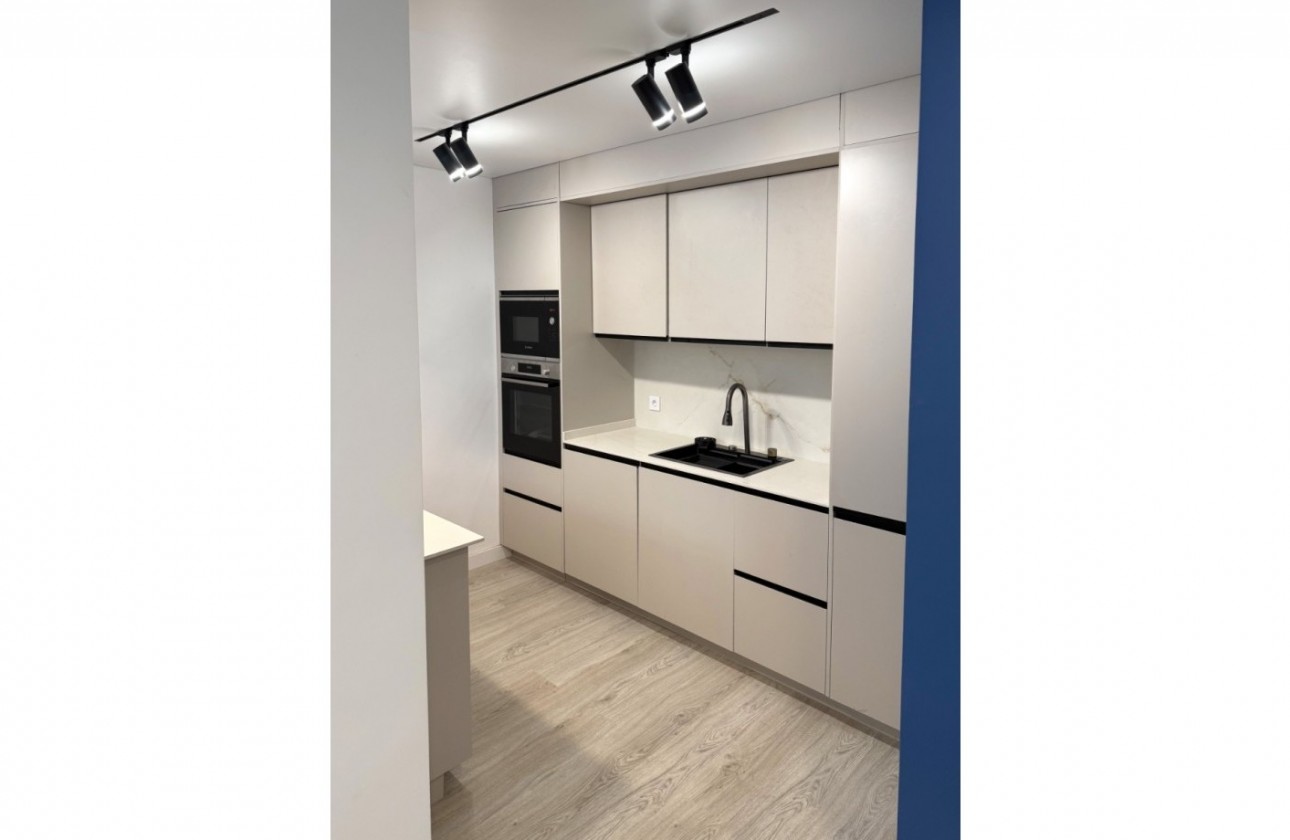 Resale - Apartment - Torrevieja