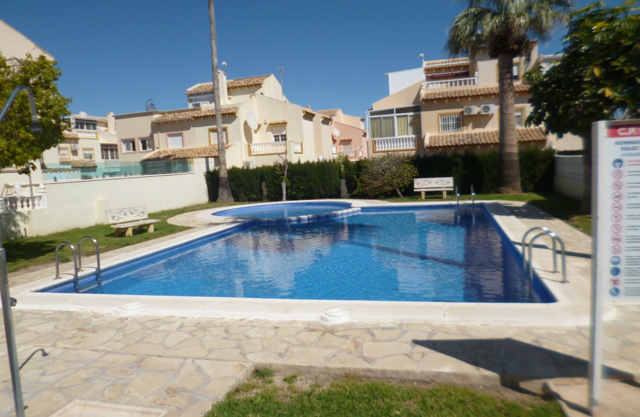 Reventa - Semi Detached Villa - Playa Flamenca