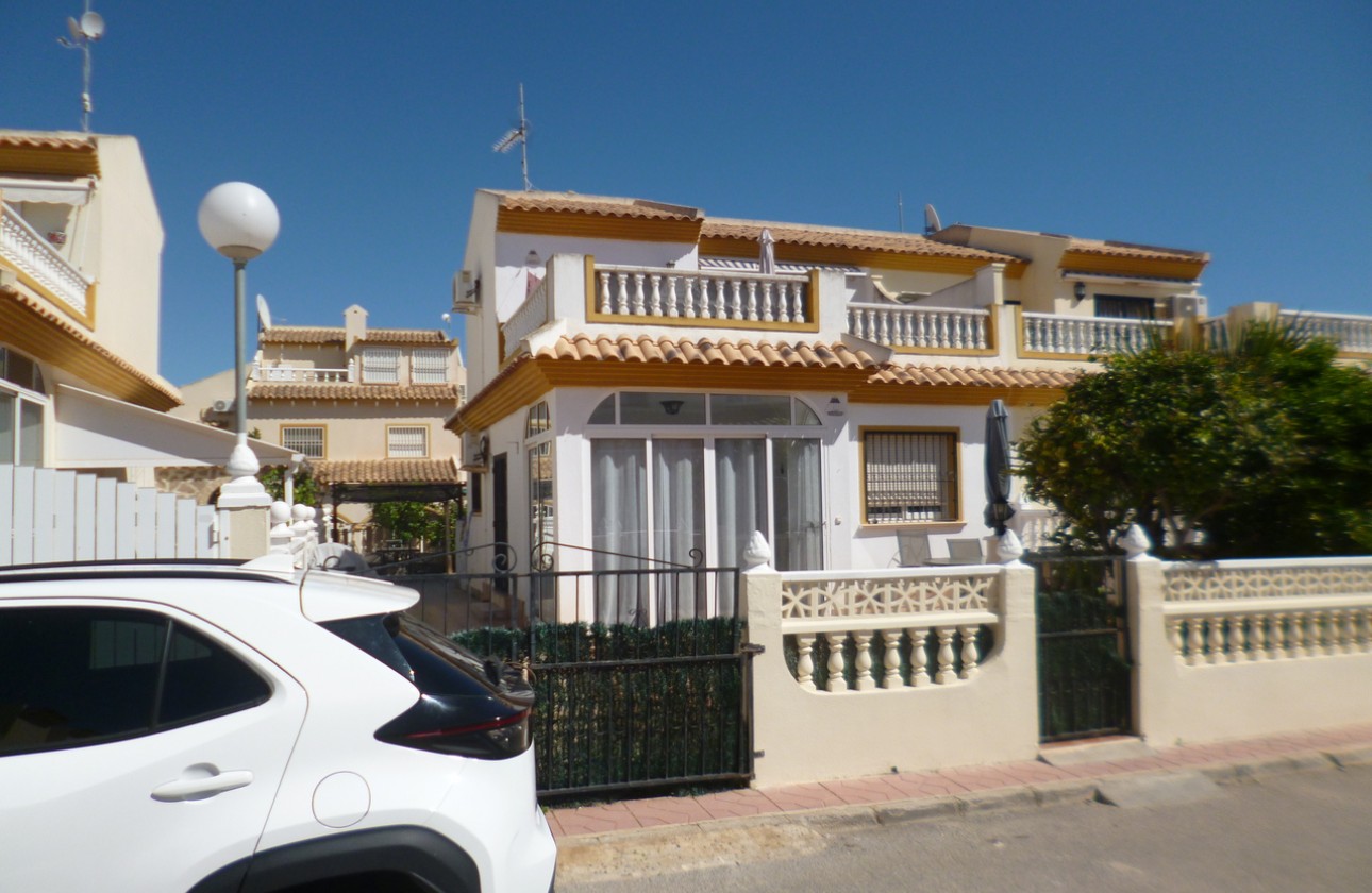 Reventa - Semi Detached Villa - Playa Flamenca