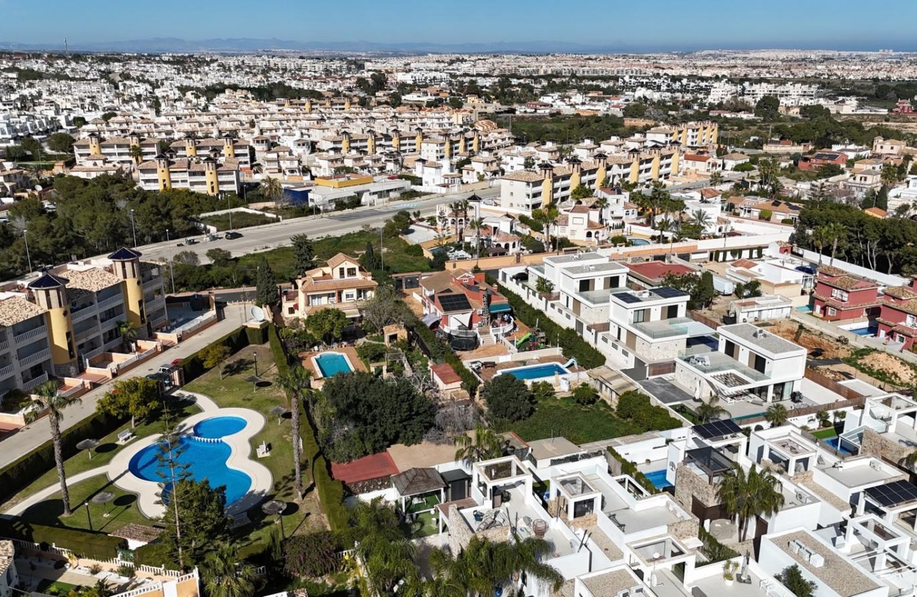 Resale - Building Plot - Lomas de Cabo Roig