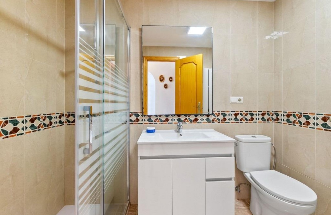 Reventa - Apartamento - Orihuela Costa - Campoamor