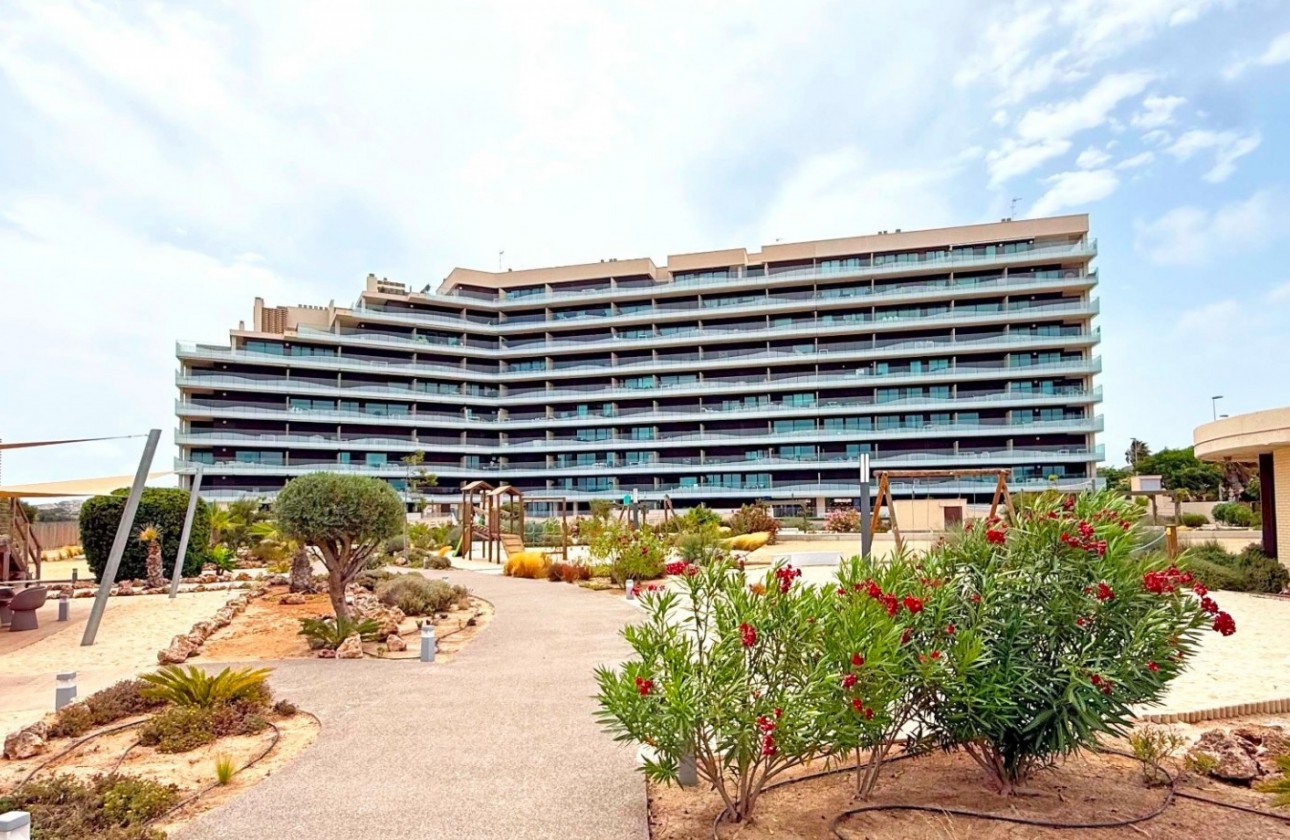 Resale - Apartment - Cartagena - Playa Honda-Playa Paraíso