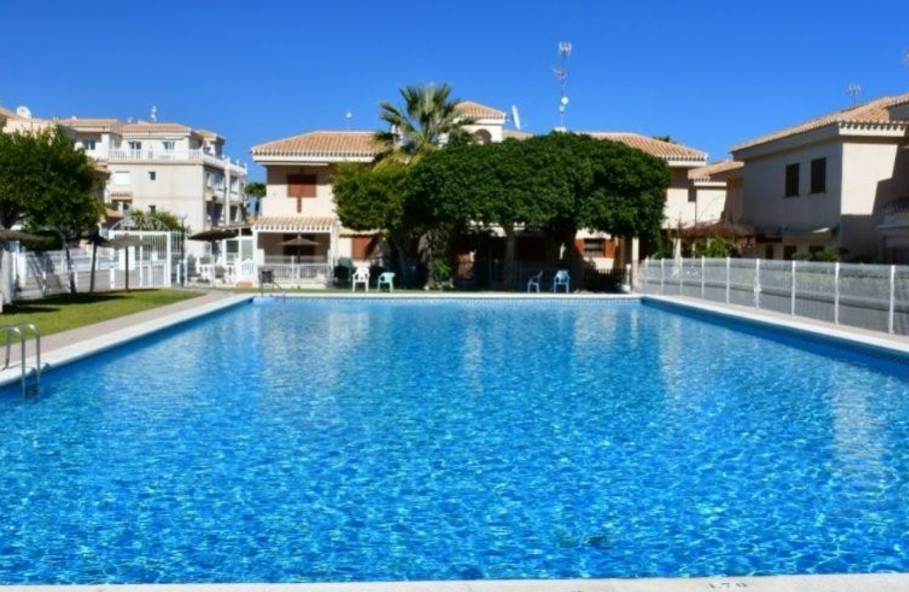 Resale - Townhouse - Orihuela Costa - Playa Flamenca
