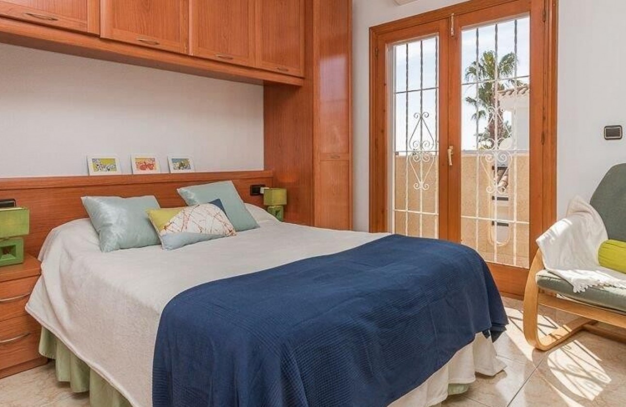 Resale - Townhouse - Orihuela Costa - Playa Flamenca