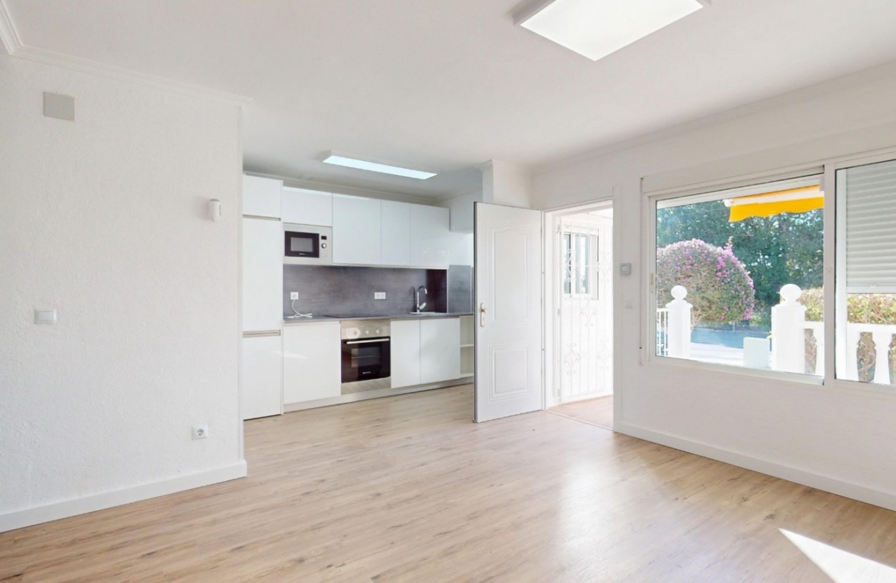 Reventa - Apartamento - Orihuela Costa - Villamartín