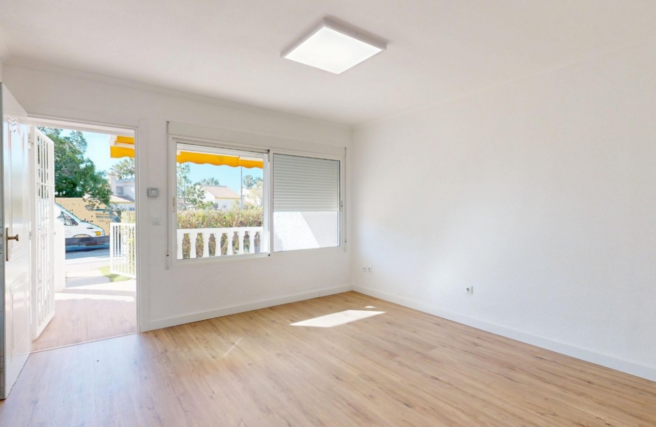 Reventa - Apartamento - Orihuela Costa - Villamartín