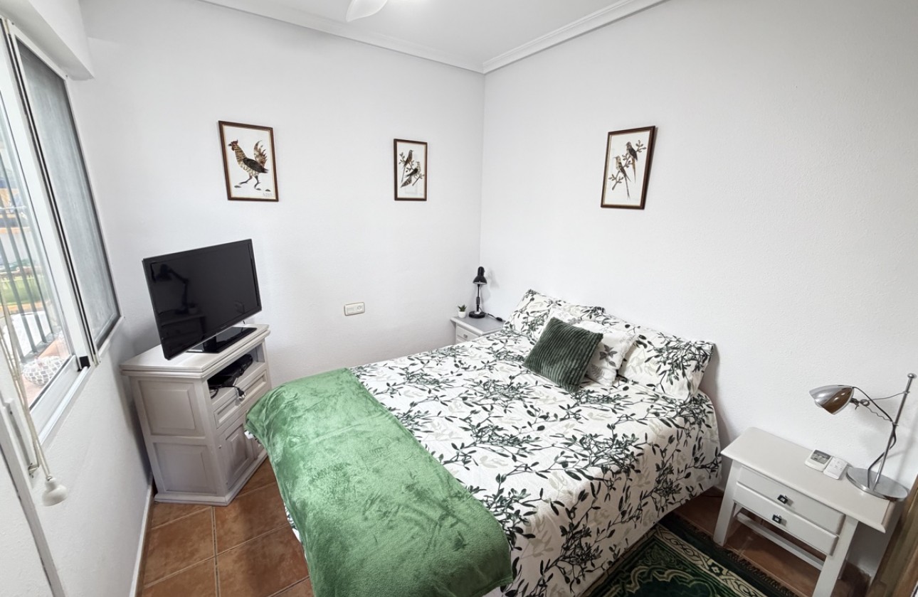 Resale - Bungalow - La Zenia