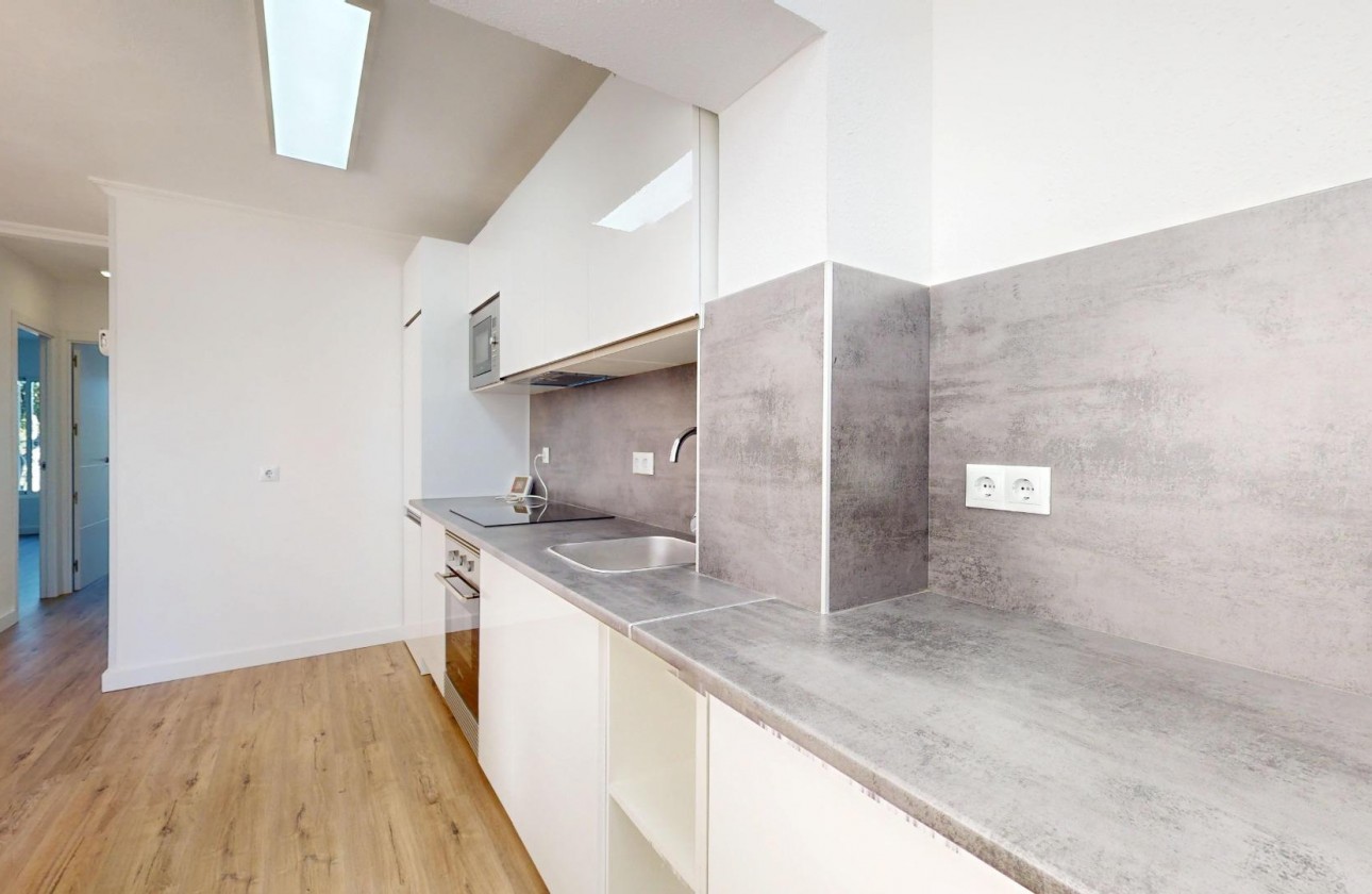 Resale - Bungalow - Orihuela Costa - Villamartín-Las Filipinas