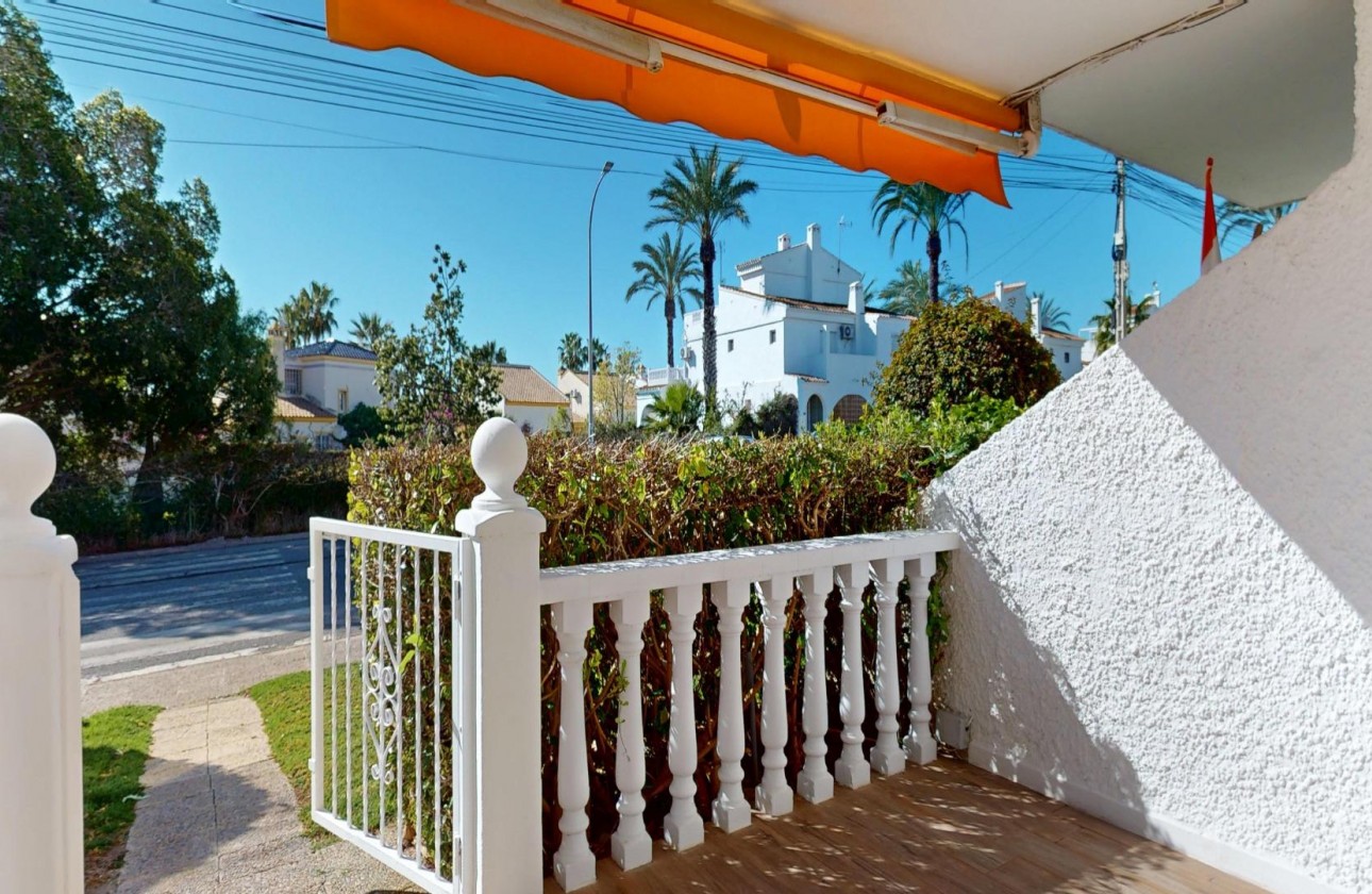 Resale - Bungalow - Orihuela Costa - Villamartín-Las Filipinas