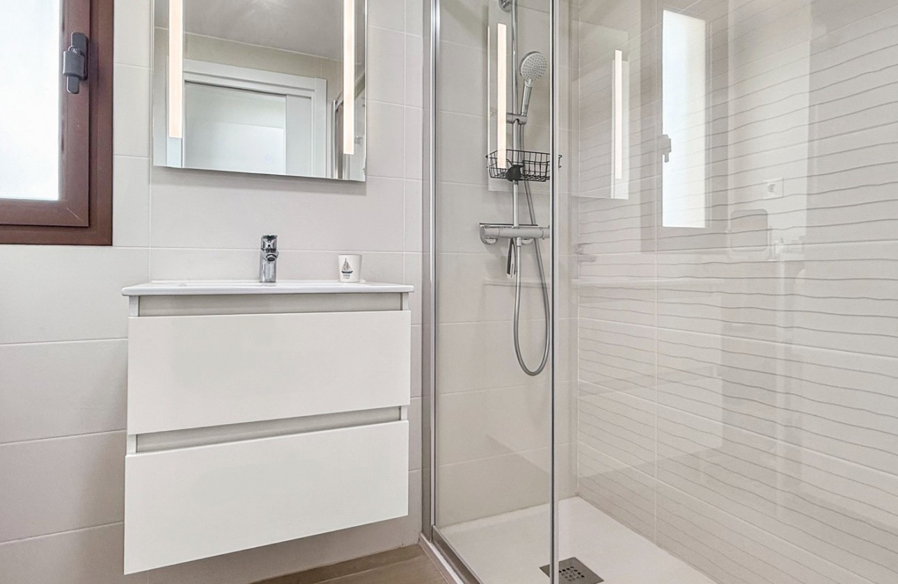 Resale - Apartment - Cartagena - Playa Honda-Playa Paraíso