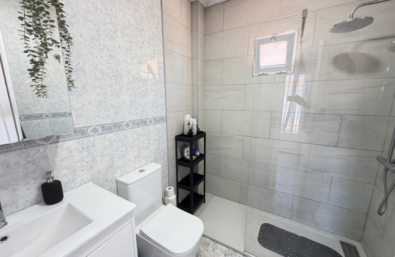 Återförsäljning -  - La Zenia