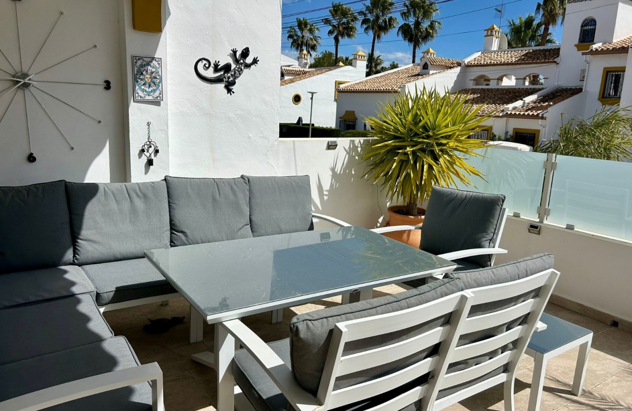 Resale - Villa - Villamartin