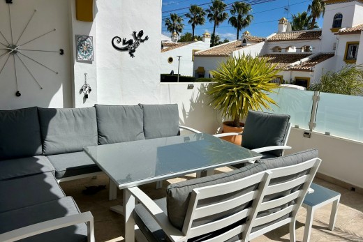 Resale - Villa - Villamartin