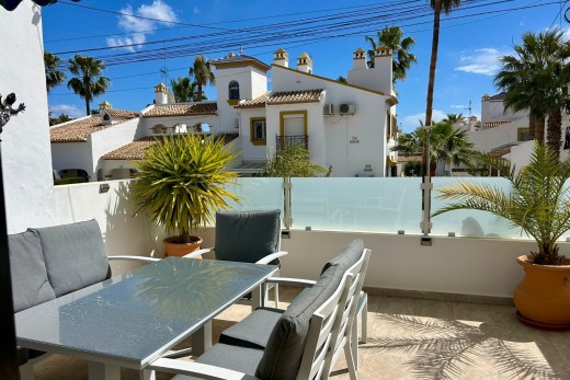 Resale - Villa - Villamartin