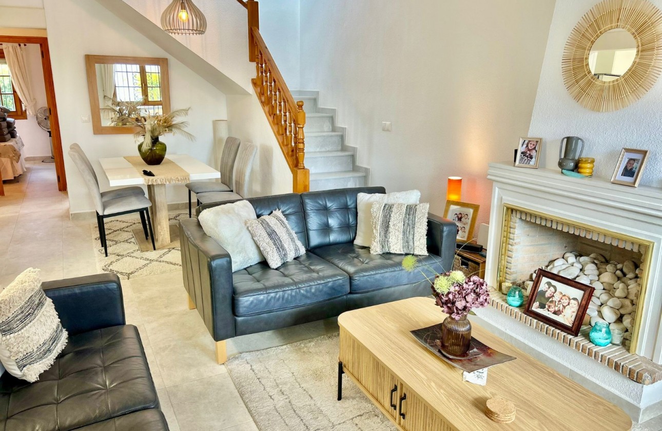 Resale - Villa - Villamartin