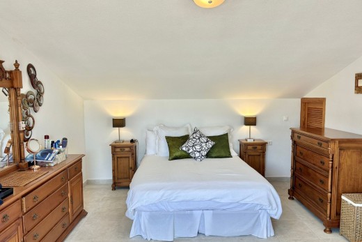 Resale - Villa - Villamartin