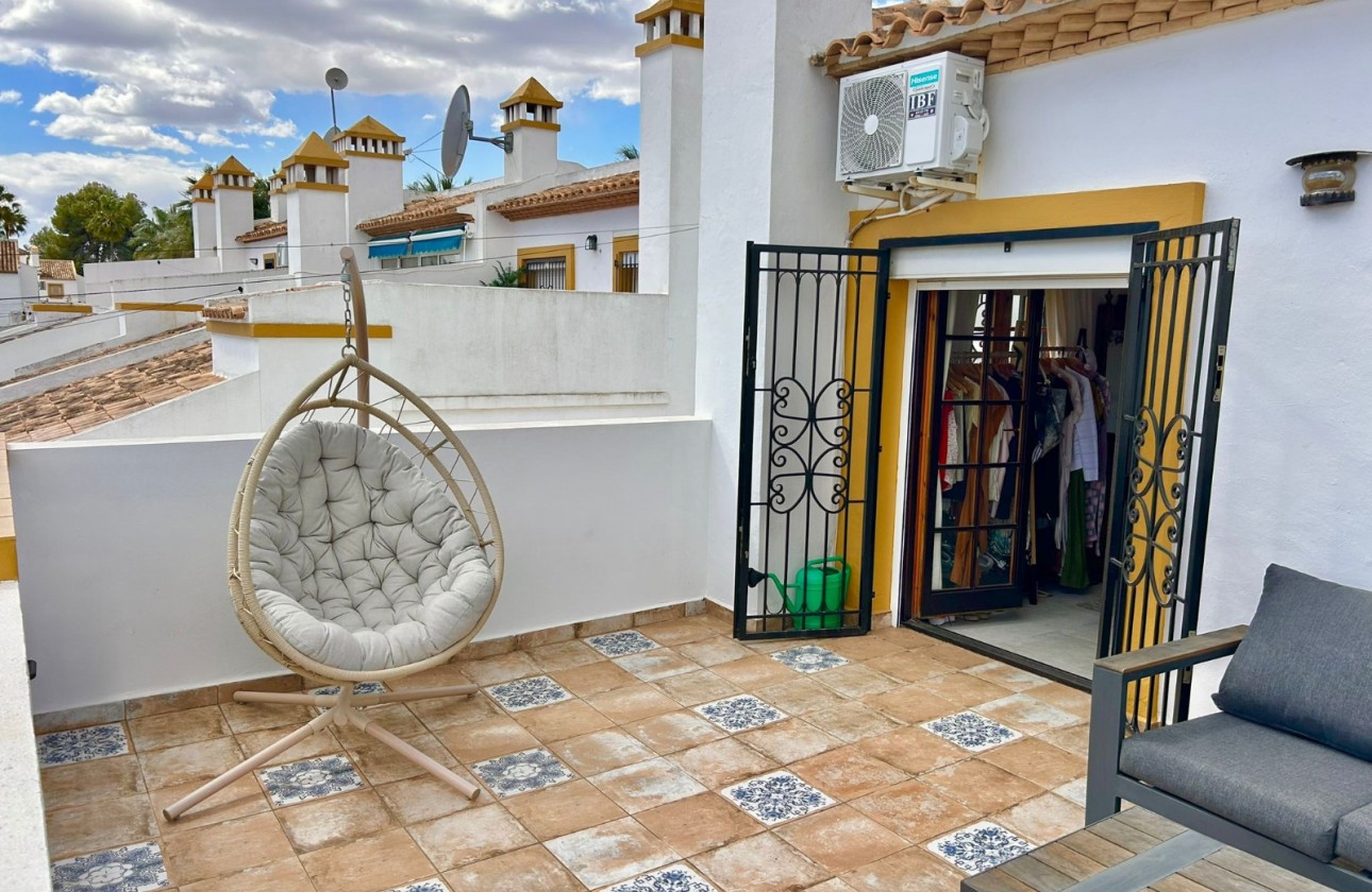 Resale - Villa - Villamartin