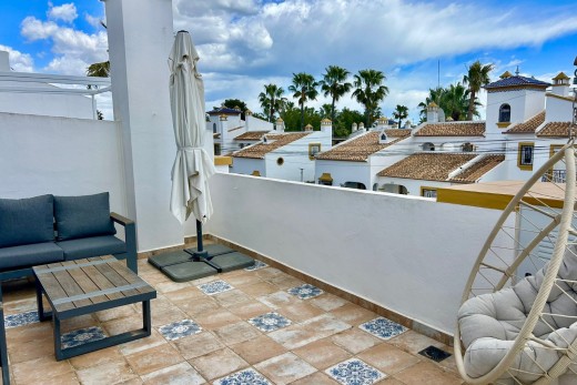 Resale - Villa - Villamartin
