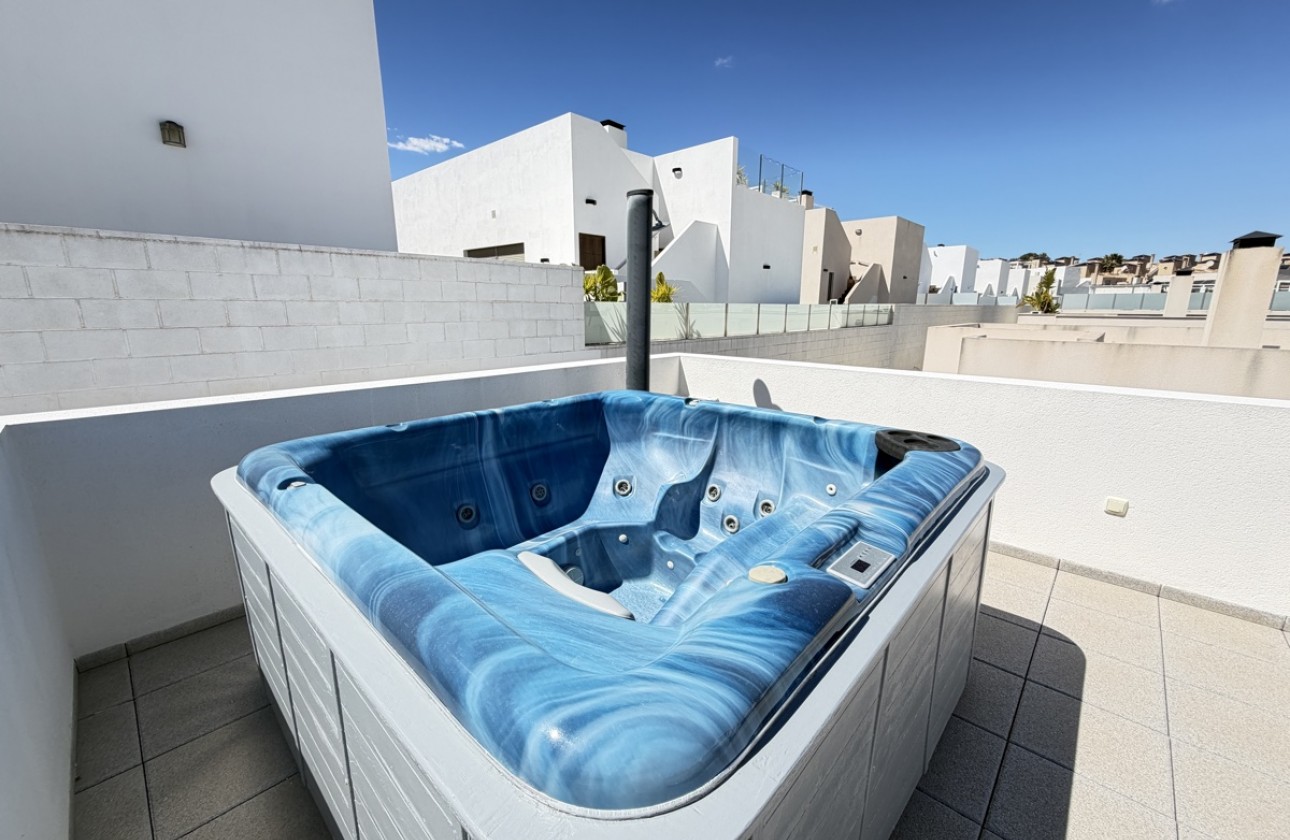 Återförsäljning -  - Villamartin