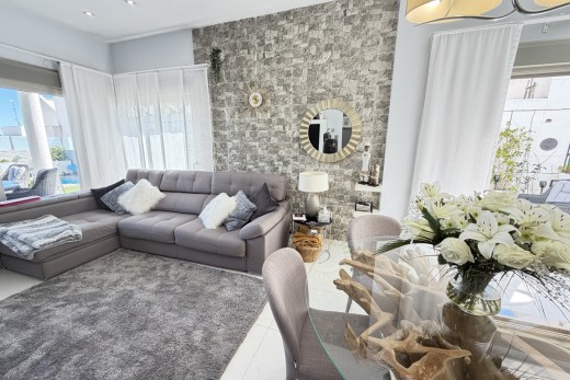 Återförsäljning -  - Villamartin