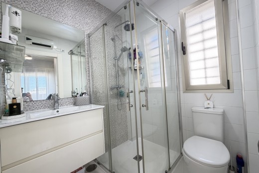 Återförsäljning -  - Villamartin