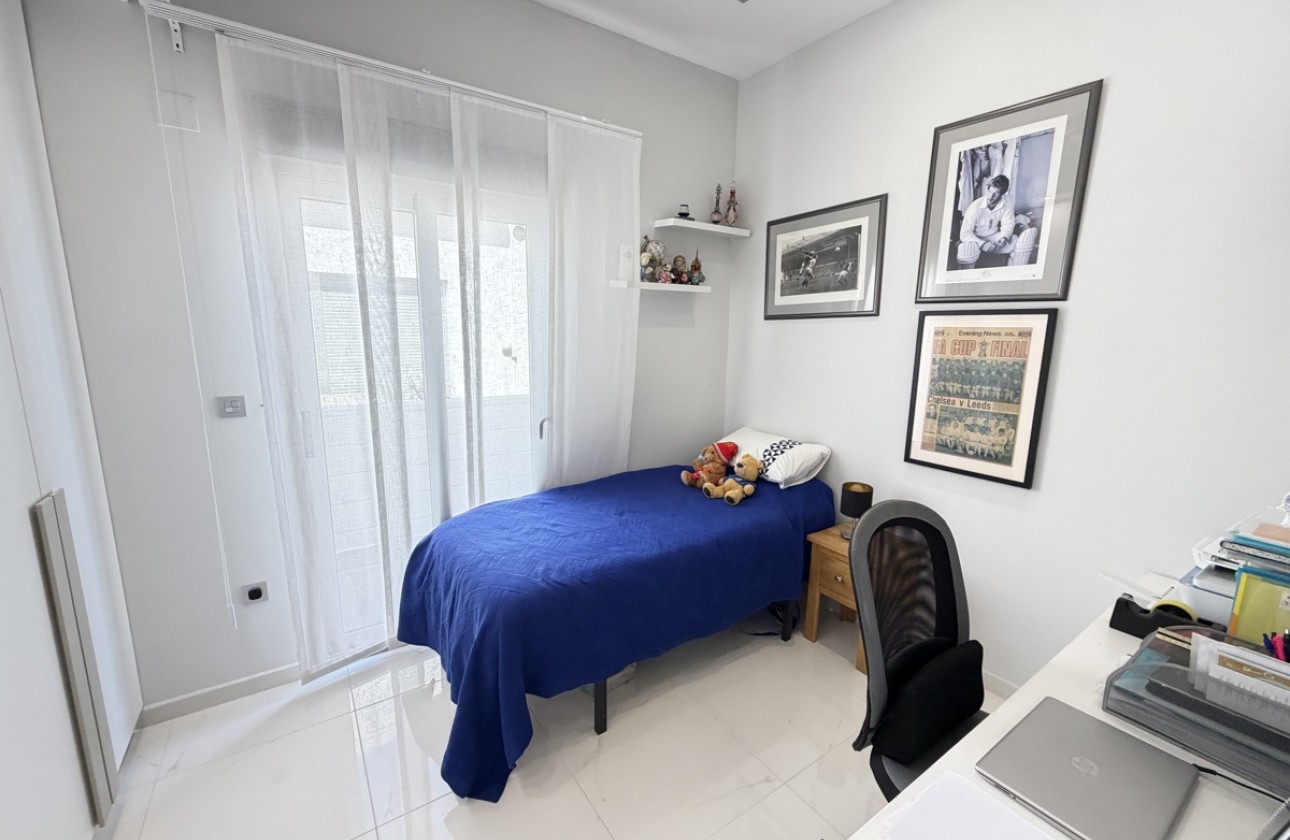 Återförsäljning -  - Villamartin