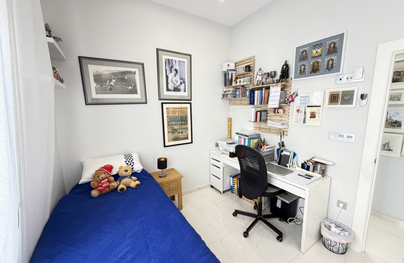 Återförsäljning -  - Villamartin