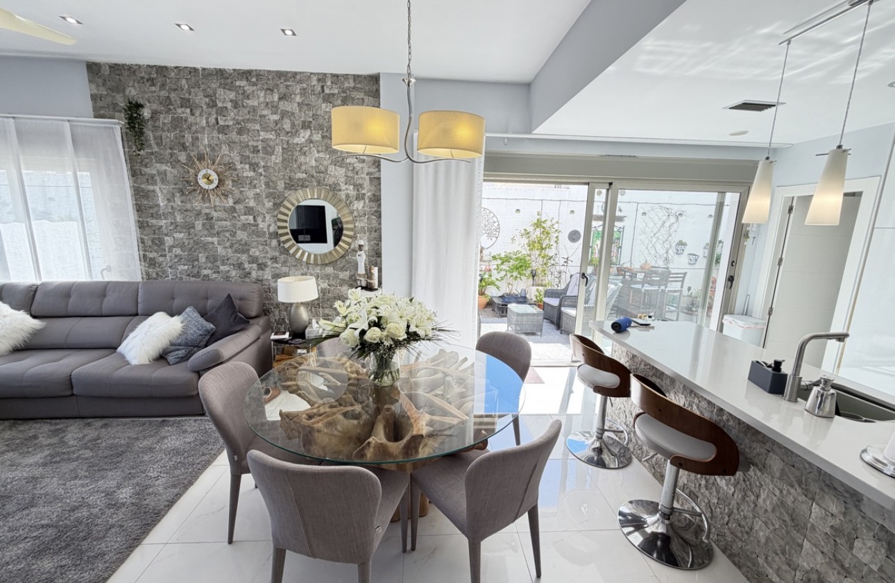 Återförsäljning -  - Villamartin