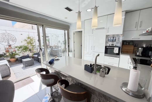 Återförsäljning -  - Villamartin