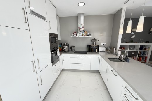 Återförsäljning -  - Villamartin