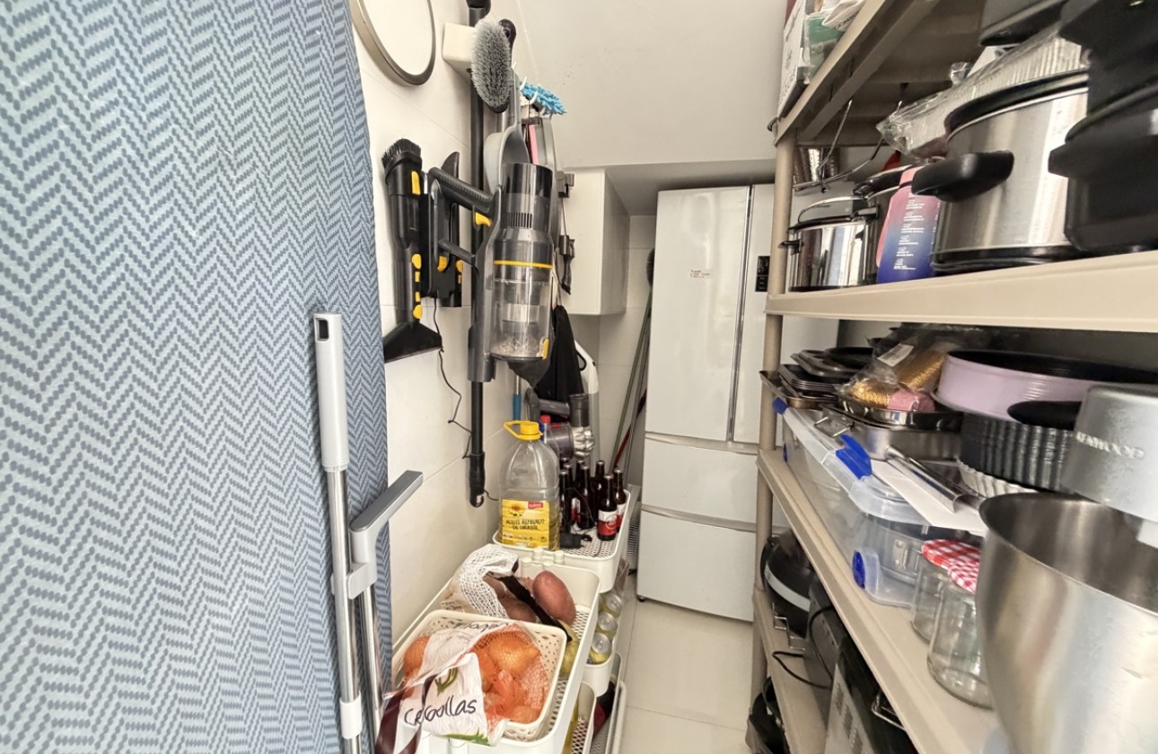 Återförsäljning -  - Villamartin