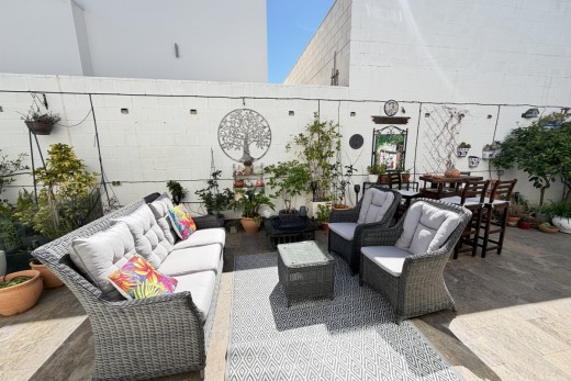 Återförsäljning -  - Villamartin