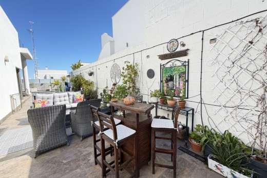 Återförsäljning -  - Villamartin