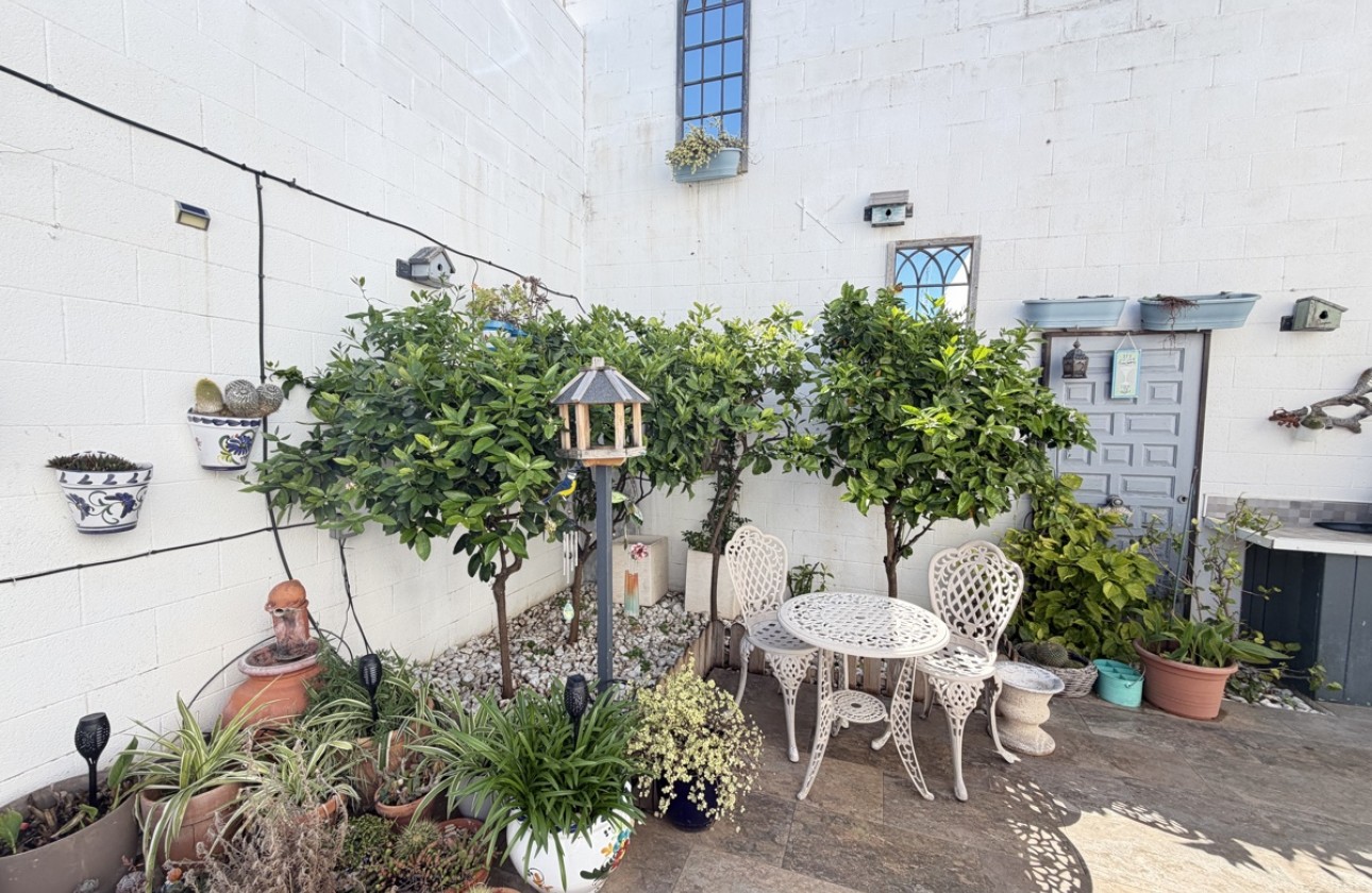 Återförsäljning -  - Villamartin