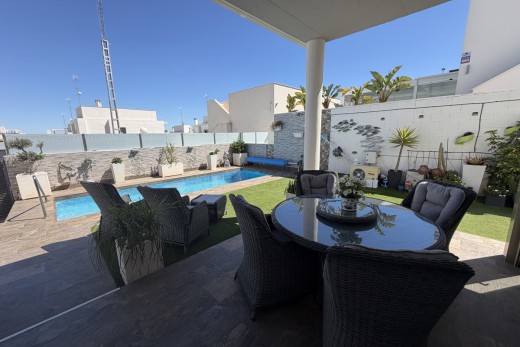 Återförsäljning -  - Villamartin