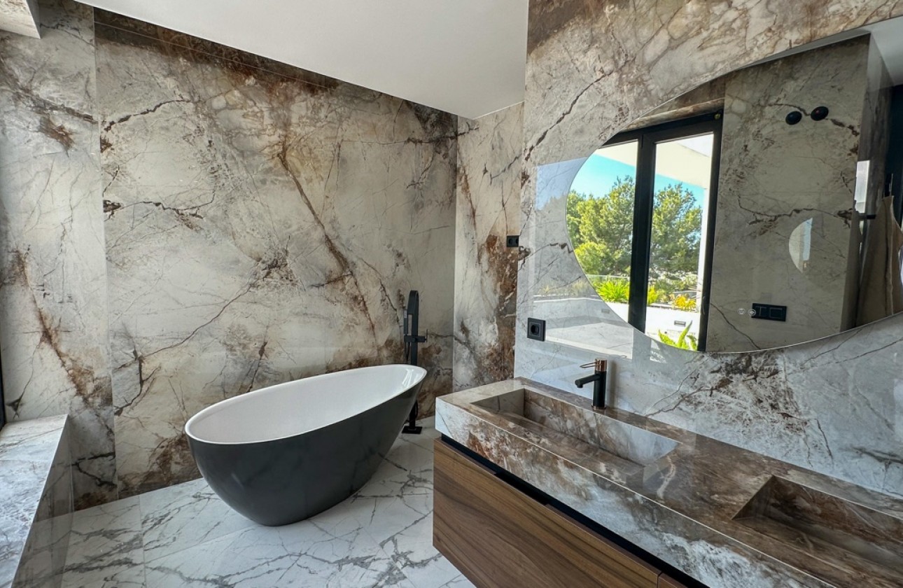 Resale - Villa - Villamartin