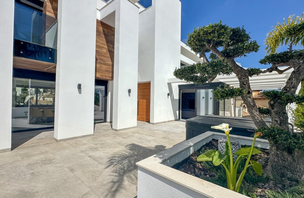 Resale - Villa - Villamartin