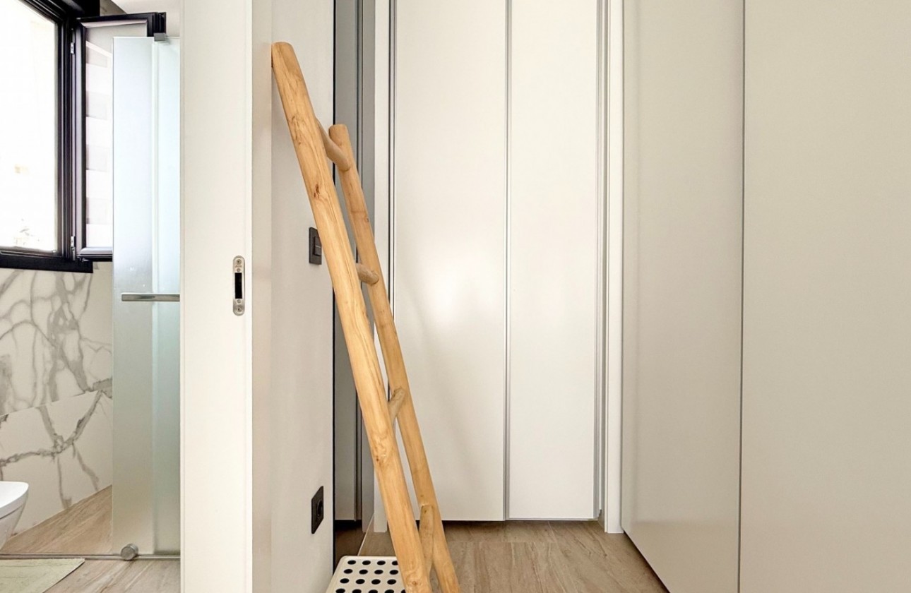 Resale - Detached Villa - Orihuela Costa - Villamartín