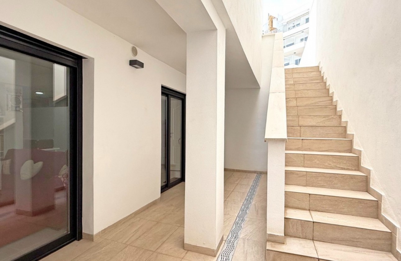 Resale - Detached Villa - Orihuela Costa - Villamartín