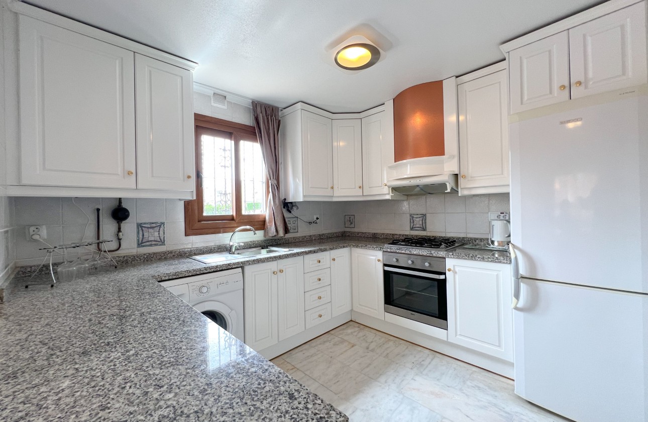 Resale - Apartment - Orihuela Costa - Pau 8