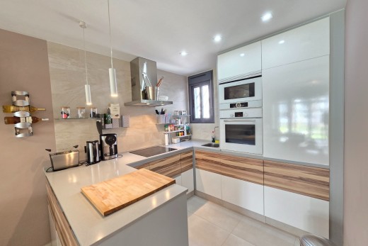 Reventa - Apartment / Flat * - Orihuela Costa * - Punta Prima *