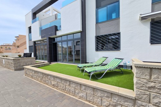 Reventa - Apartment / Flat * - Orihuela Costa * - Punta Prima *