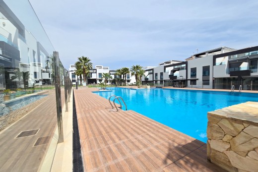 Reventa - Apartment / Flat * - Orihuela Costa * - Punta Prima *