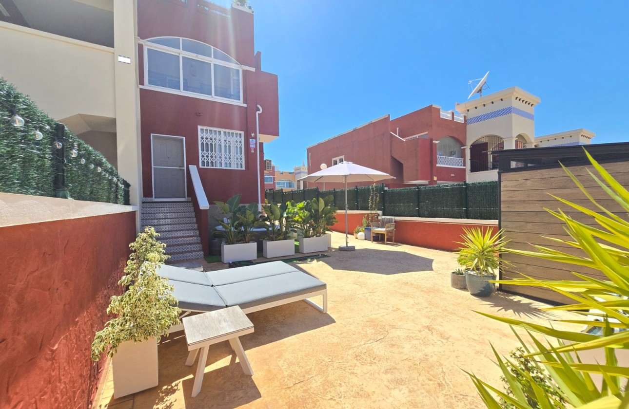 Reventa - Apartment / Flat * - Orihuela Costa * - Los Altos *