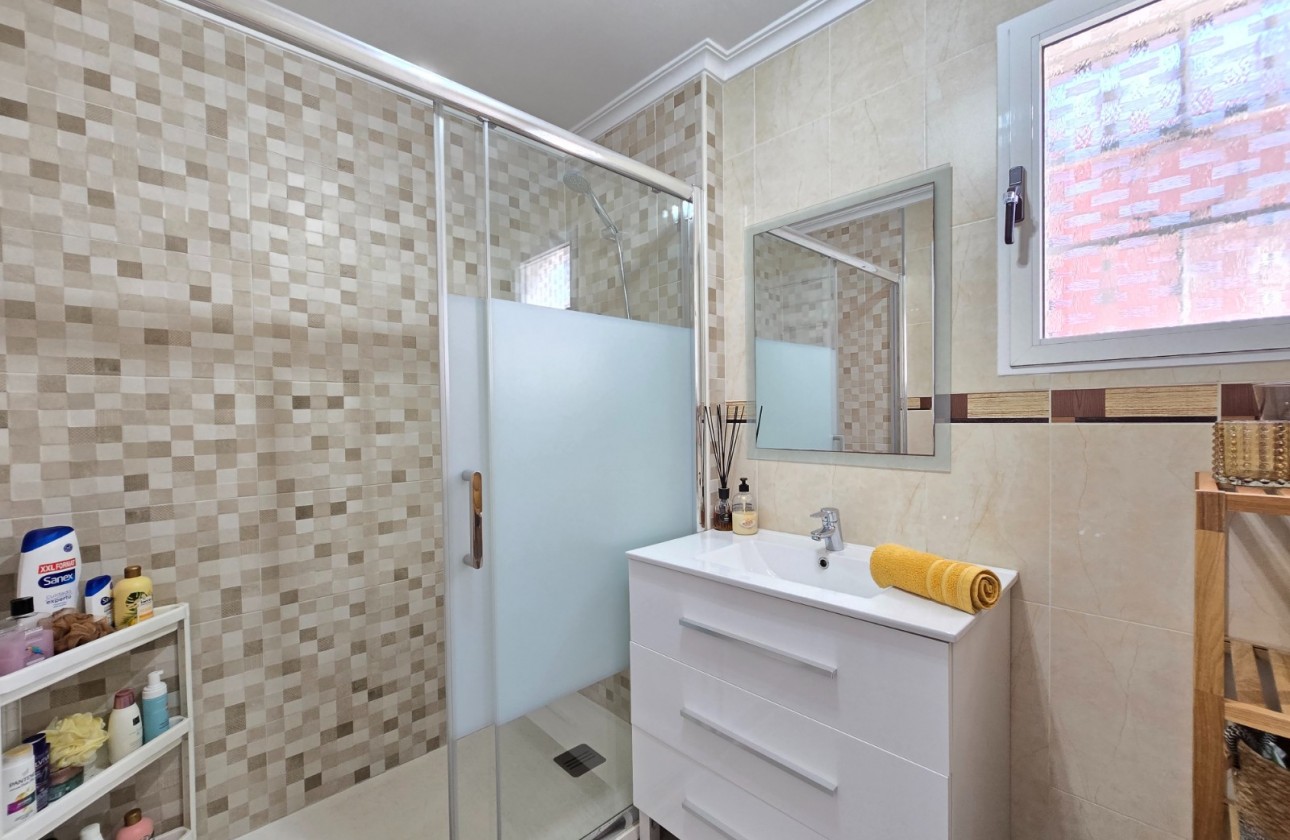 Reventa - Apartment / Flat * - Orihuela Costa * - Los Altos *